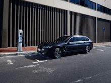 Bilde av BMW 5-serie Touring i gaten
