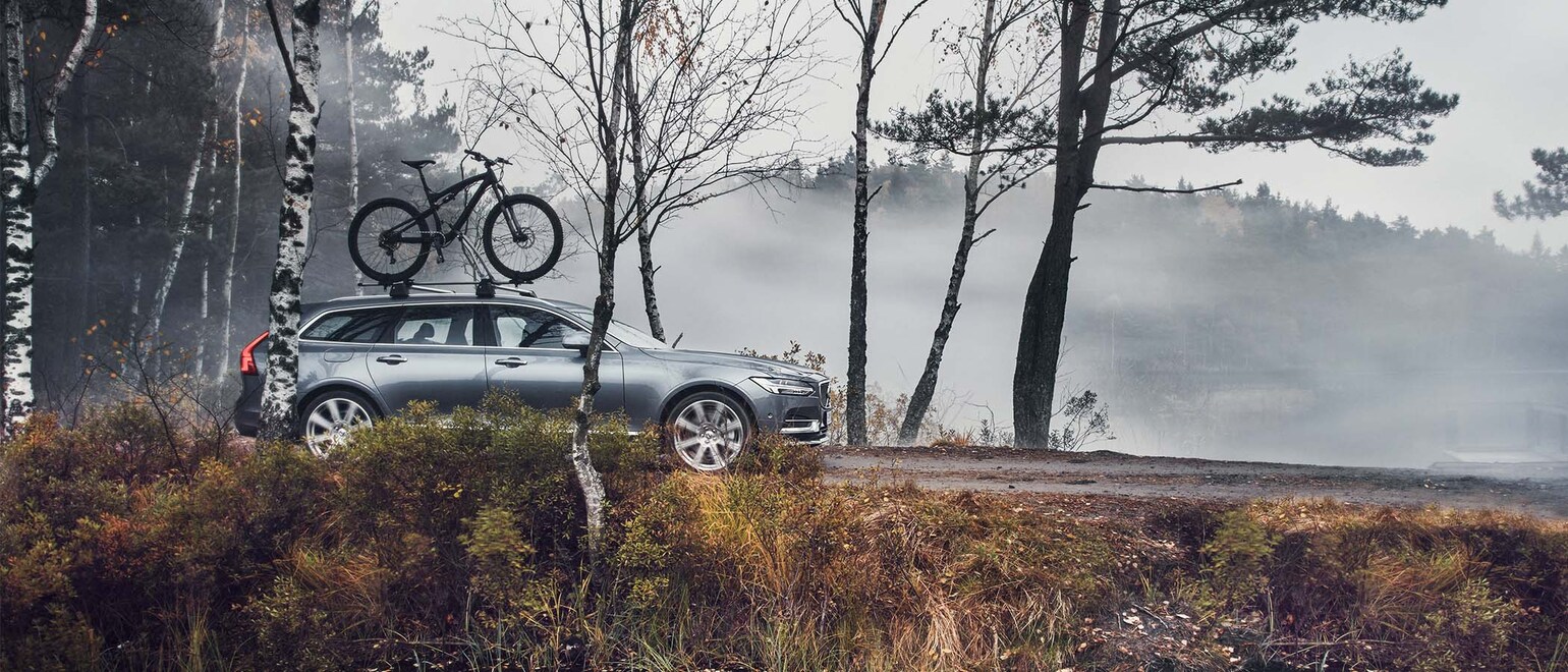Volvo V90 med sykkelstativ