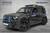 Bild 1 av 43. 2025 Land Rover Defender D250 X-Dynamic SE med 3,0 liters dieselmotor, 250 hk, firehjulsdrift, CARPATHIAN GREY med sort tak.