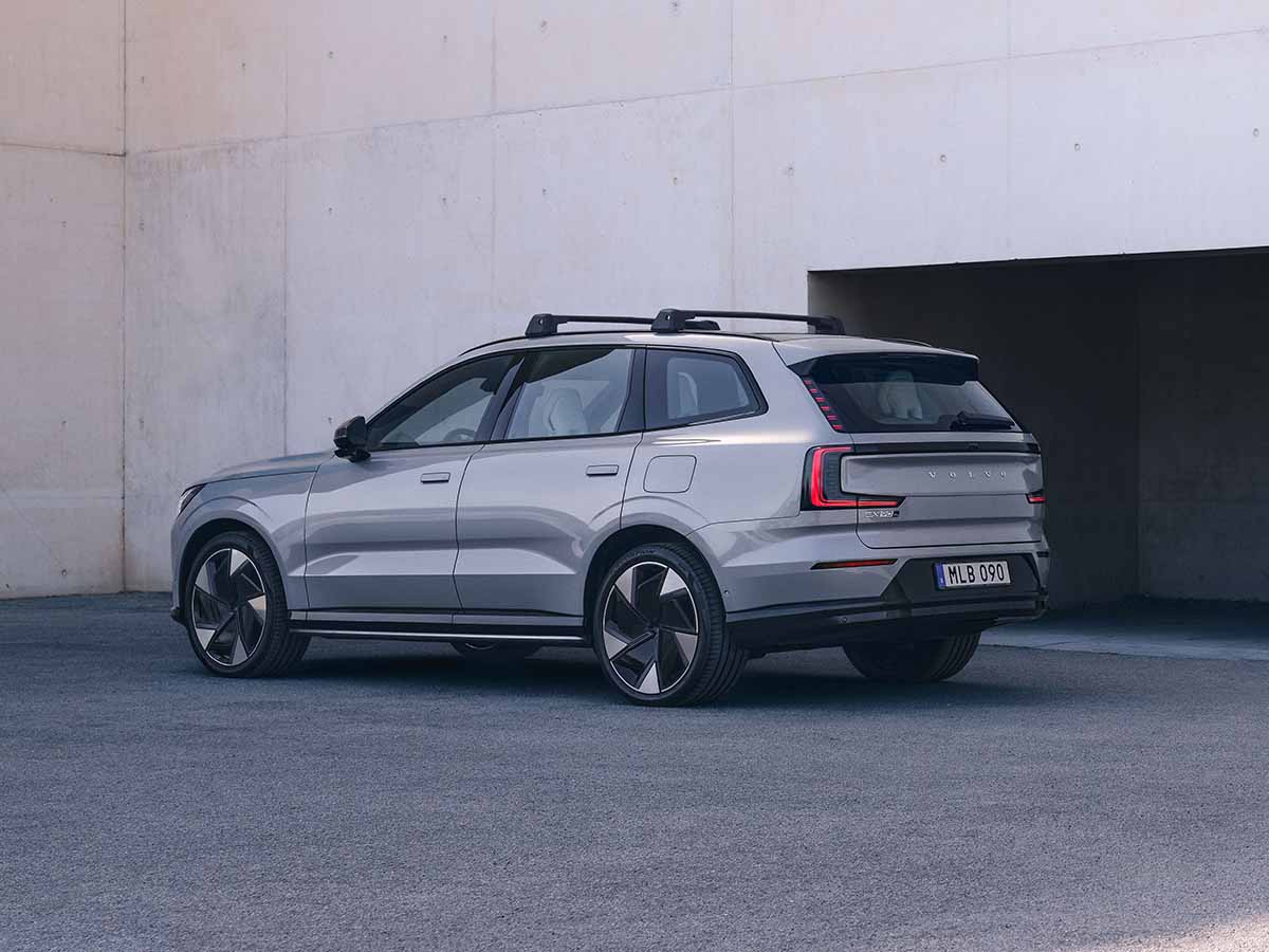 Volvo EX90
