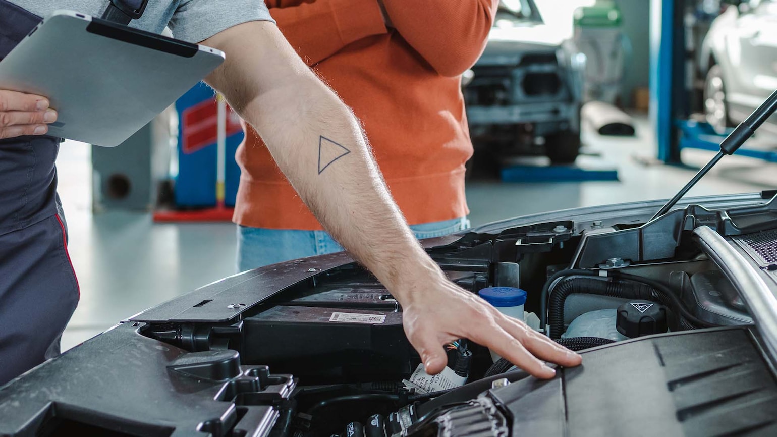 Service av elbil