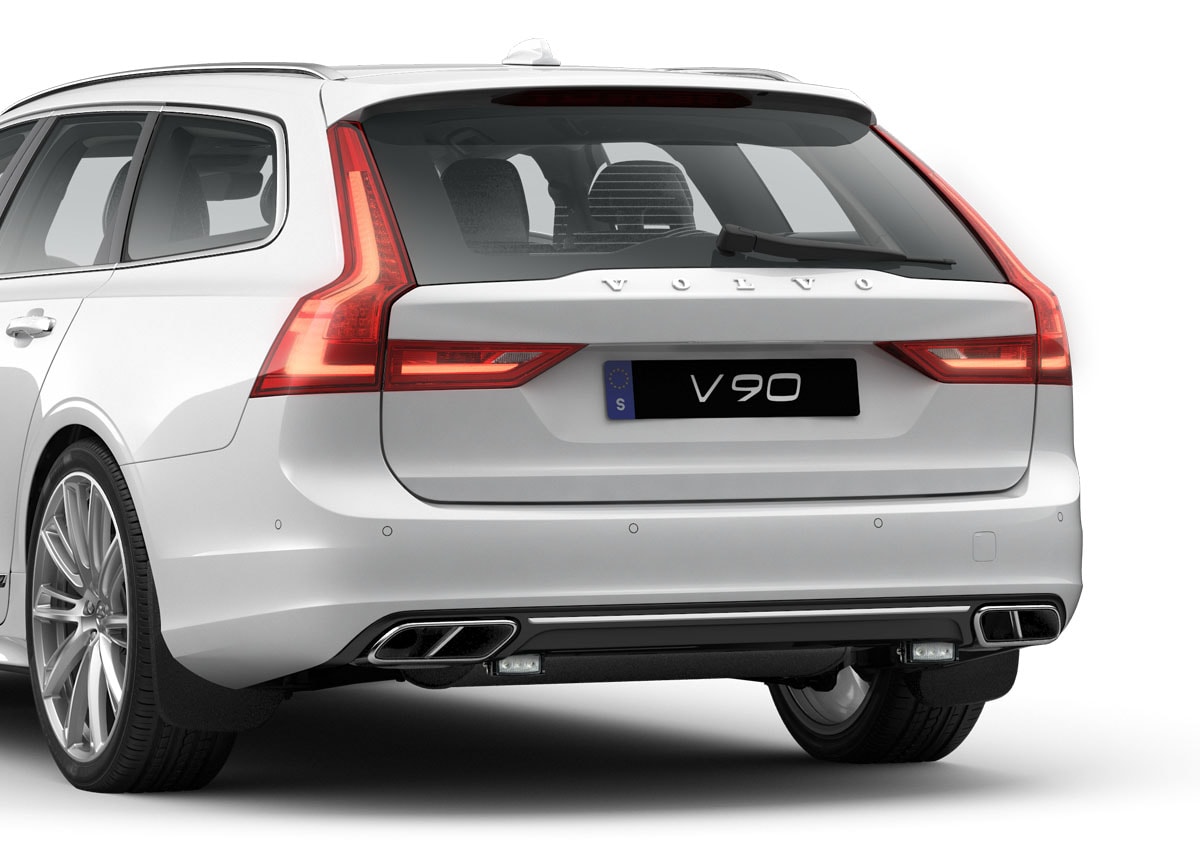 Bilde av en Volvo V90 med Vision X VL Ryggelys-kit